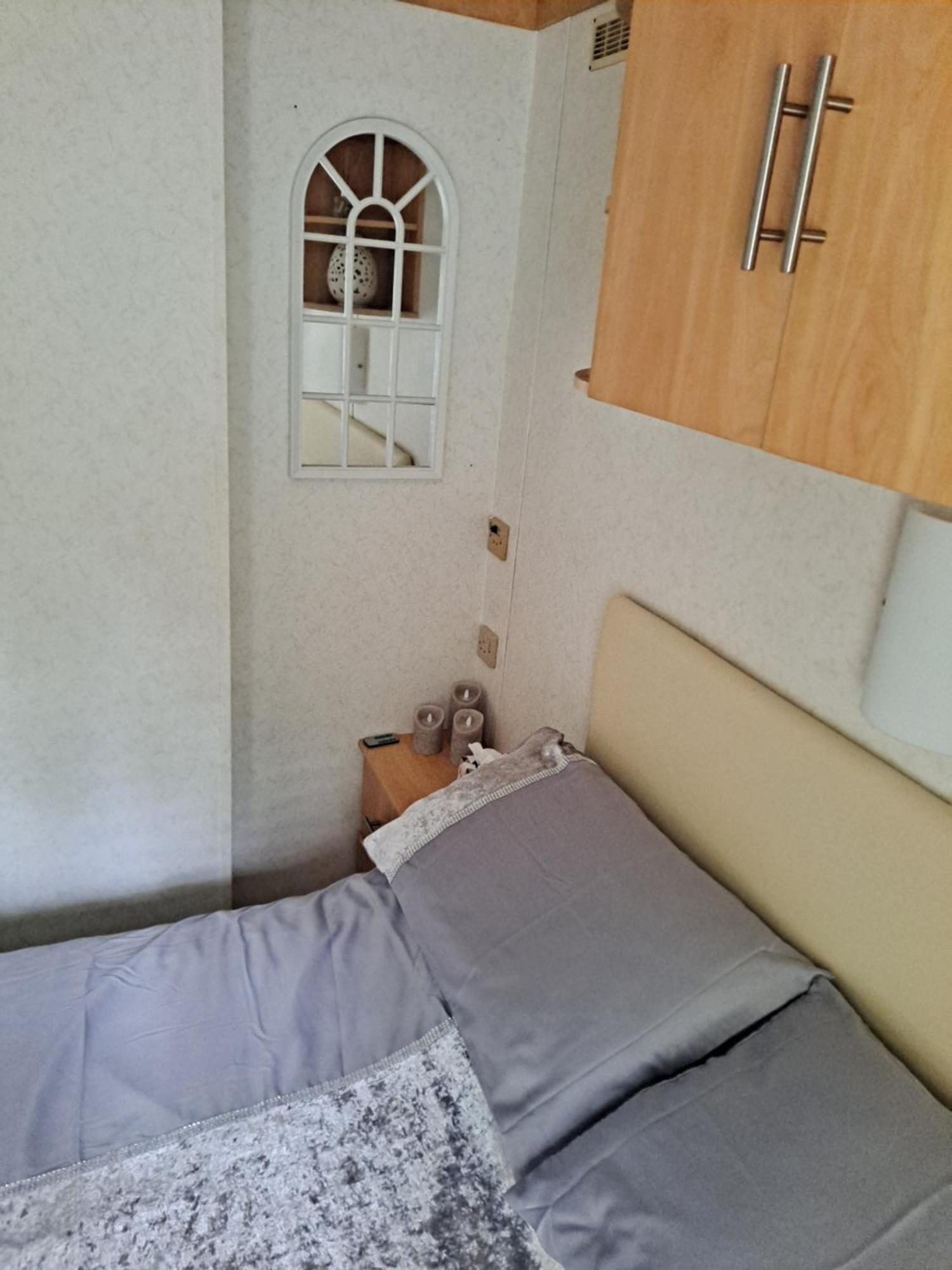 Llanteg Amroth Bay Holiday Caravan מראה חיצוני תמונה
